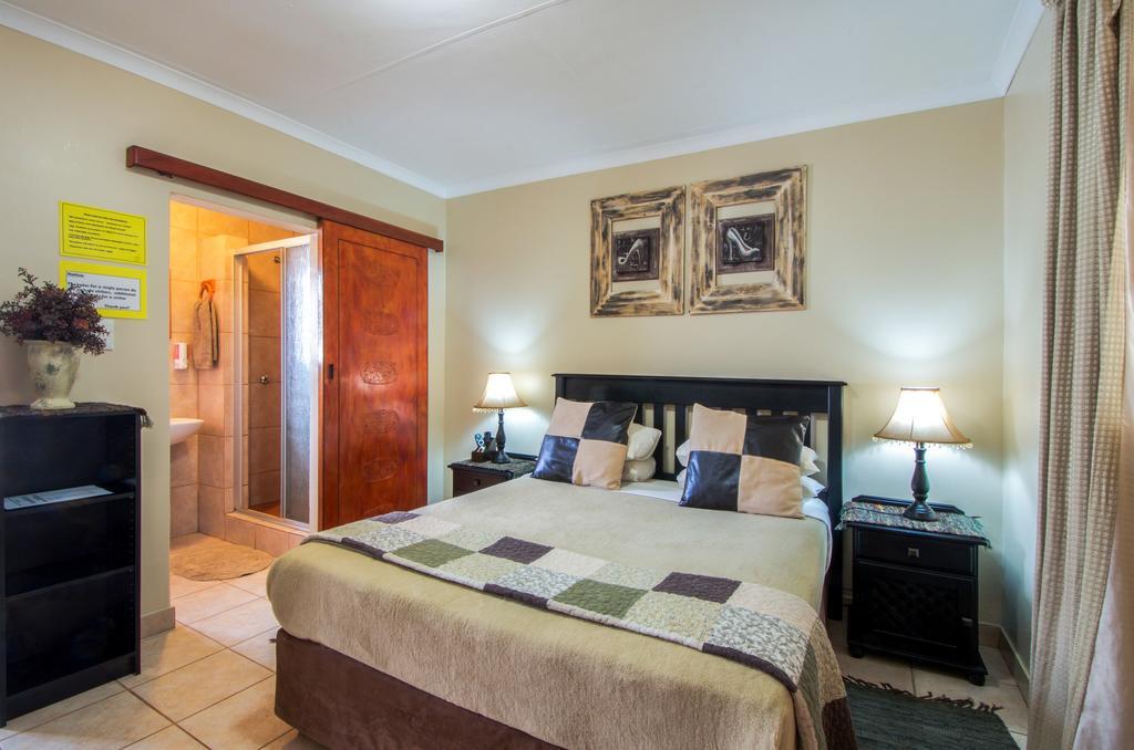 Aber Jetz Guesthouse Понгола Номер фото