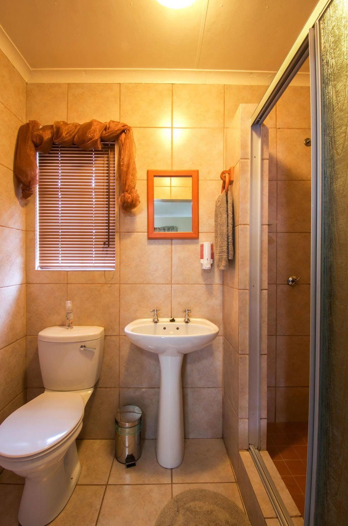 Aber Jetz Guesthouse Понгола Экстерьер фото