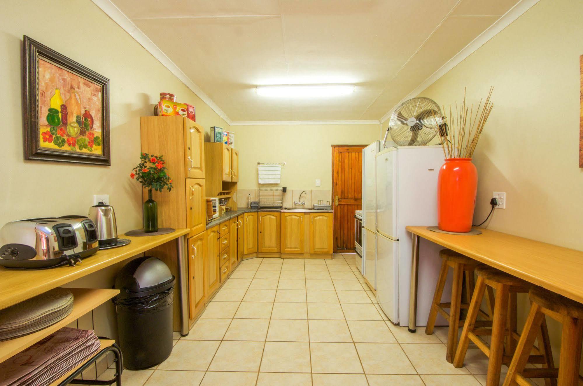 Aber Jetz Guesthouse Понгола Экстерьер фото