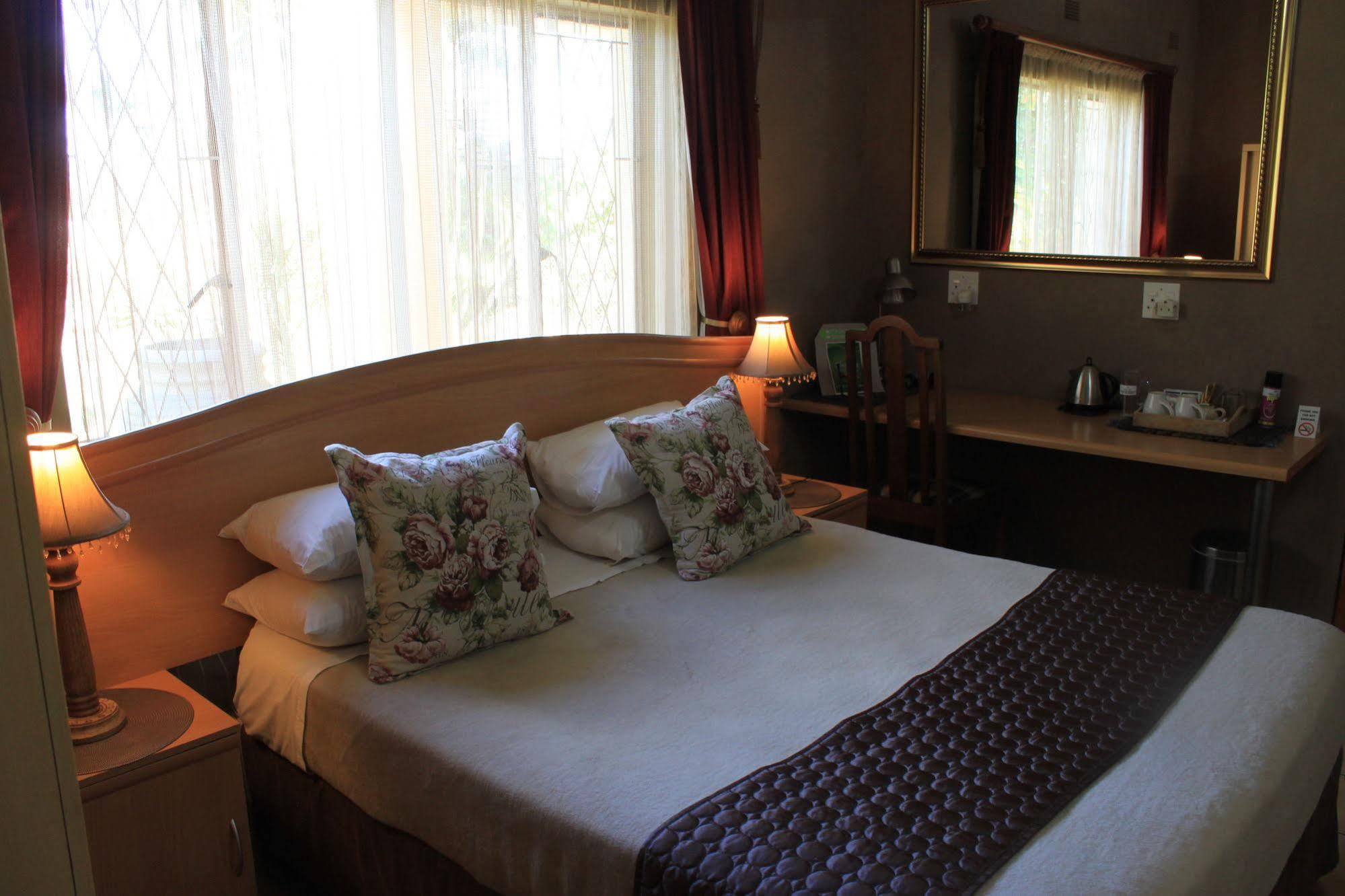 Aber Jetz Guesthouse Понгола Экстерьер фото