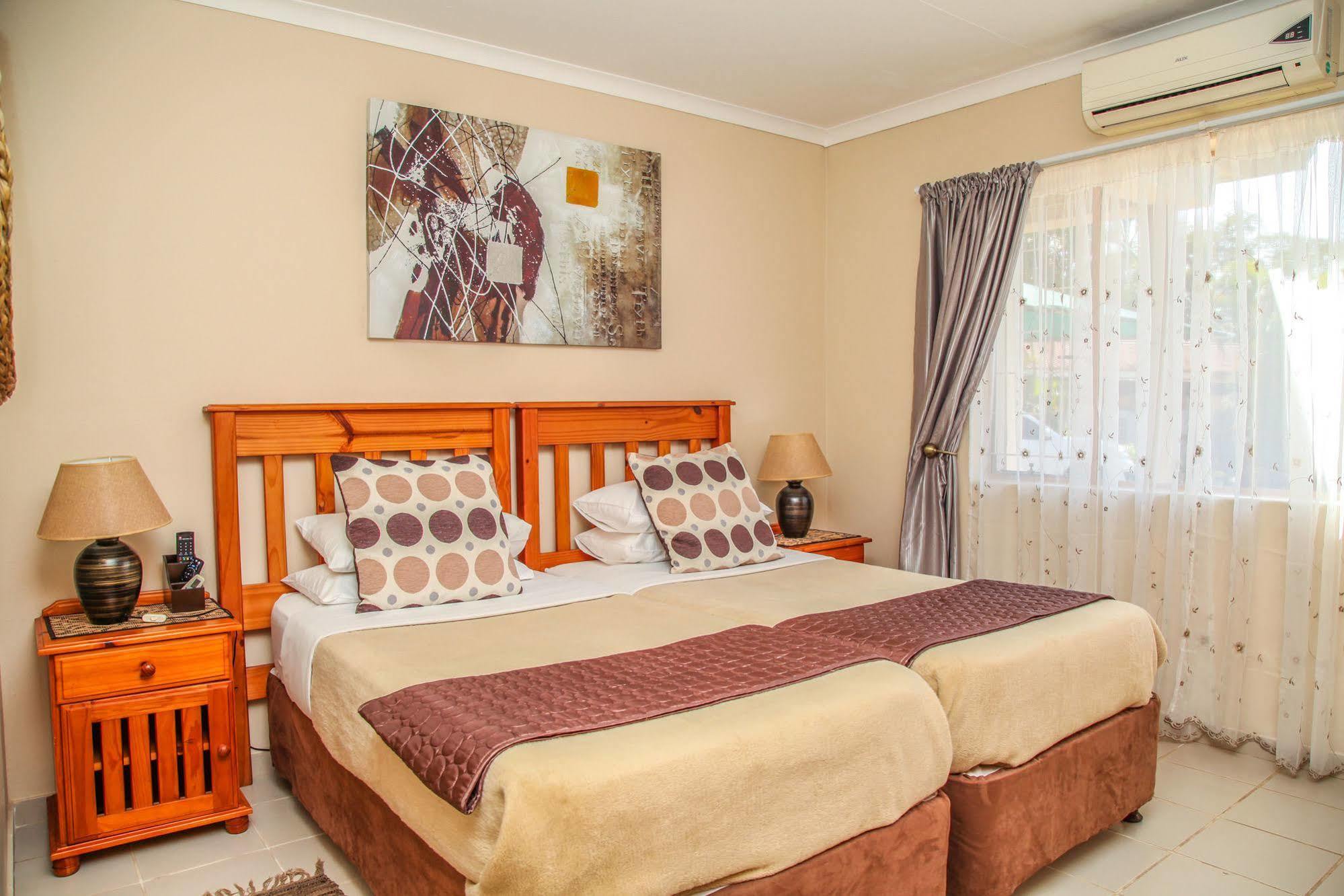 Aber Jetz Guesthouse Понгола Экстерьер фото