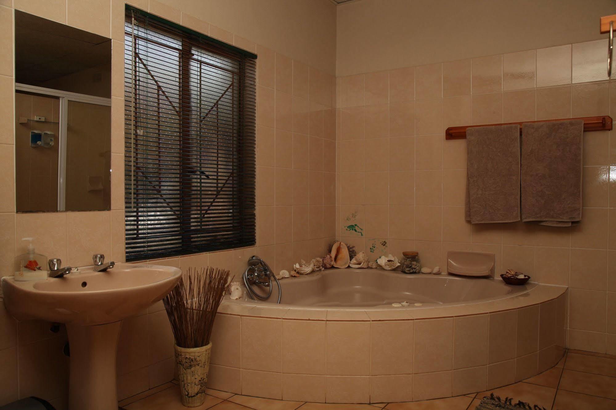 Aber Jetz Guesthouse Понгола Экстерьер фото