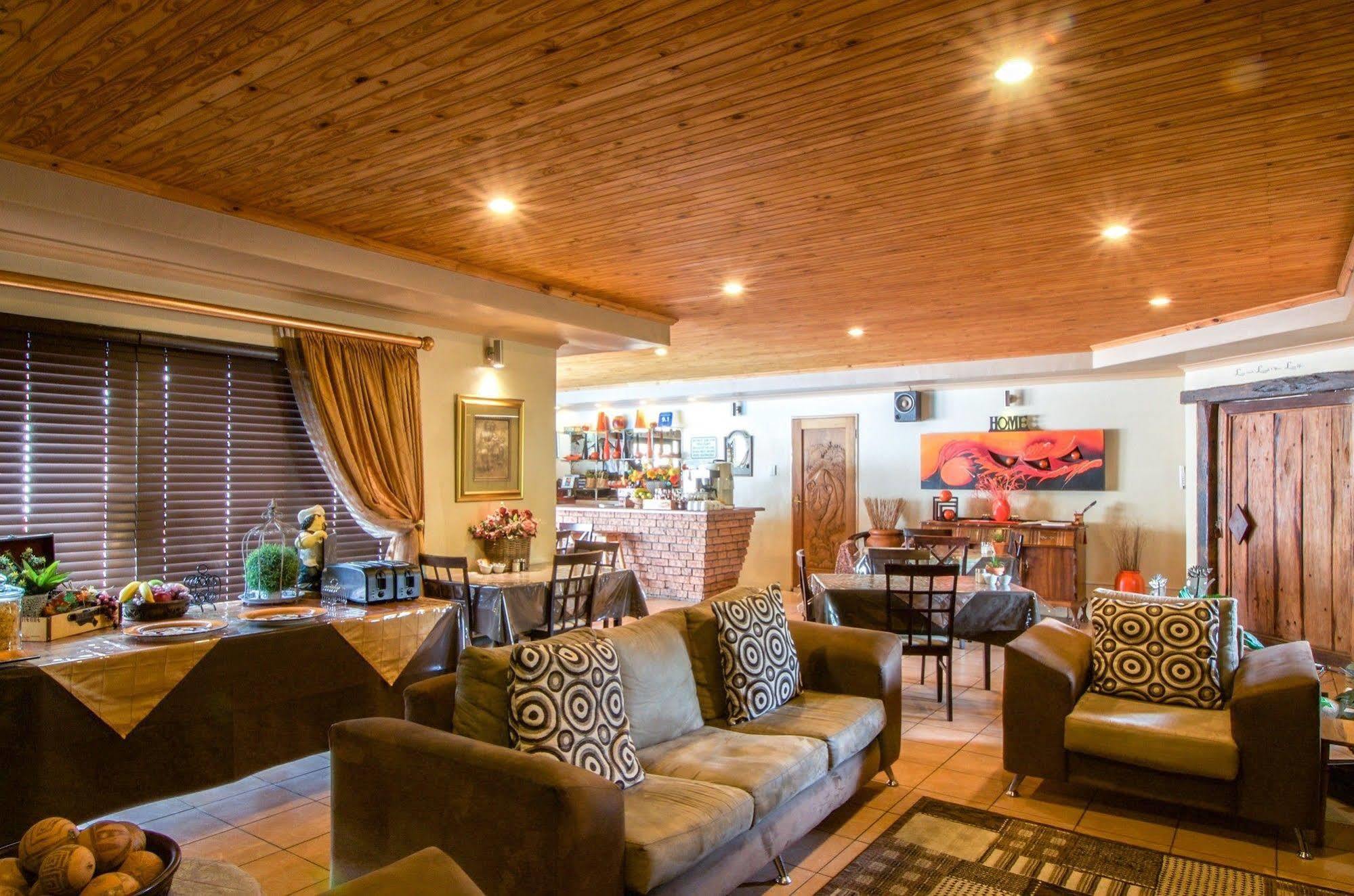 Aber Jetz Guesthouse Понгола Экстерьер фото